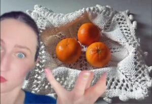 Knitting turned into porcelain!
